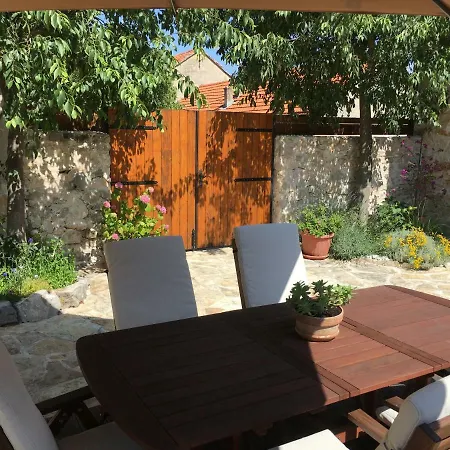 Semesterbostad Cvita Lozovac